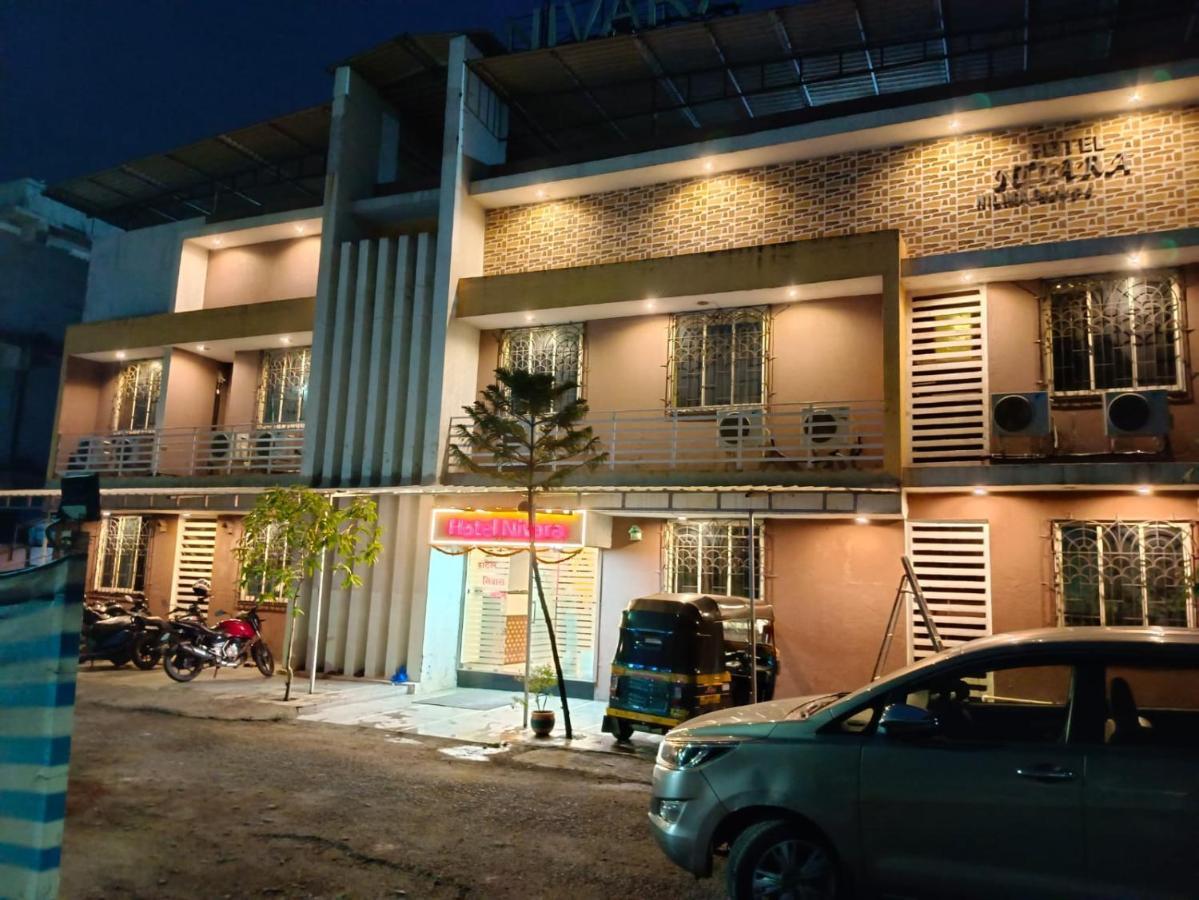 Hotel Nivara Navi Mumbai Eksteriør billede