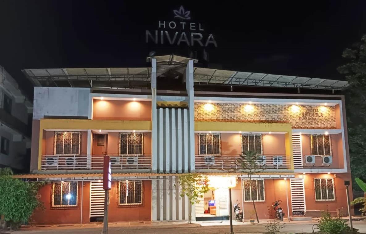 Hotel Nivara Navi Mumbai Eksteriør billede